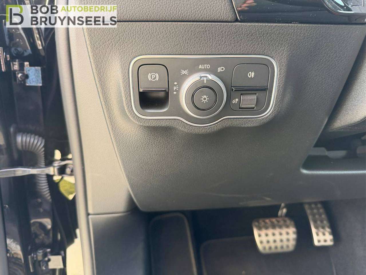 Mercedes-Benz B 180 Amg line | Nightpakket | 360° camera | Keyless Go — foto 20 van 25