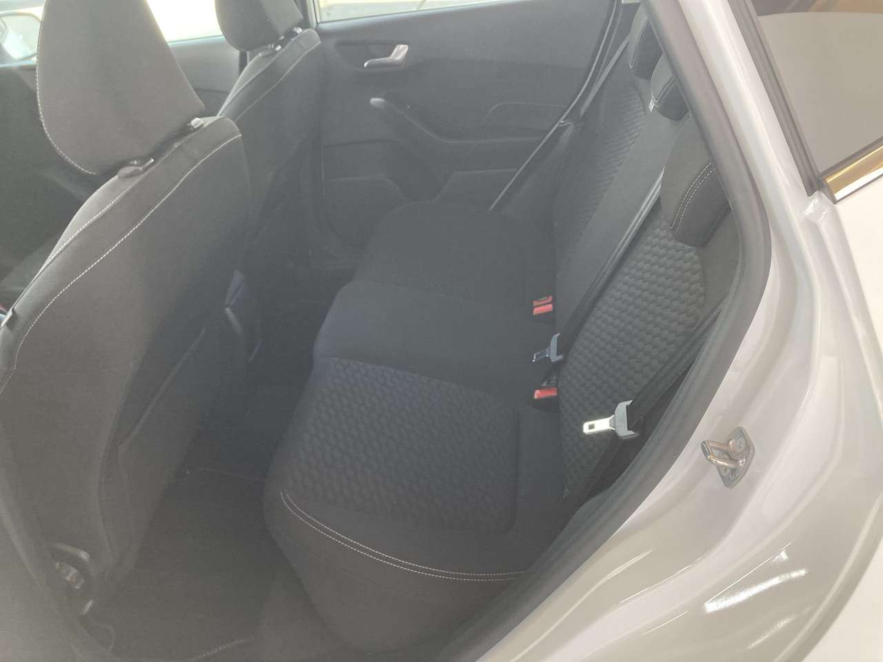 Ford Fiesta TITANIUM 125PK BENZINE   ADAPTIEVE CC — foto 9 van 22