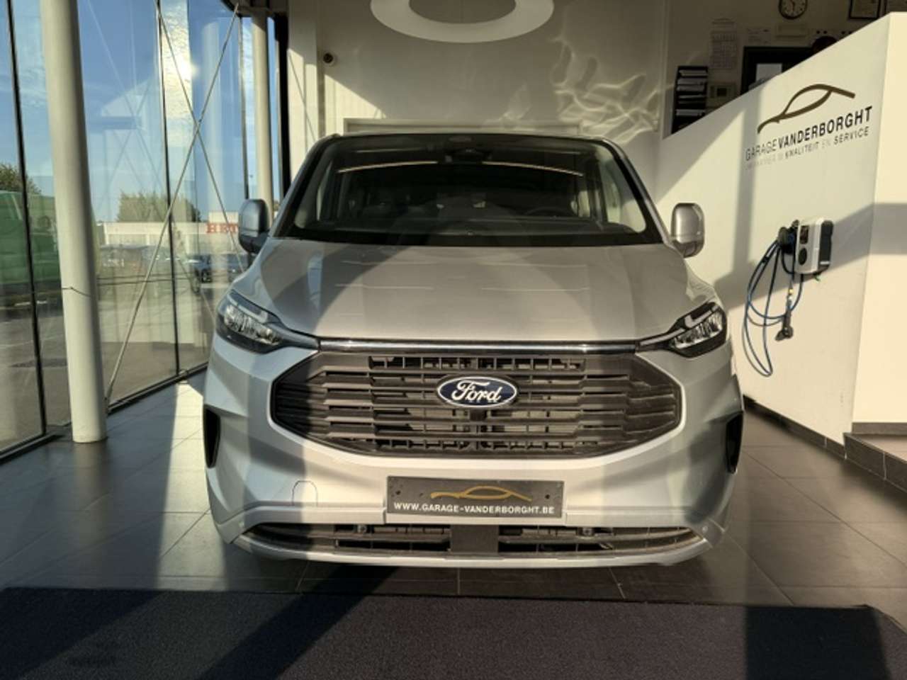 Ford Transit Custom MULTI-USE L2 LIMITED-AUTOMAAT-38800+BTW 5J WAARBORG — foto 2 van 24