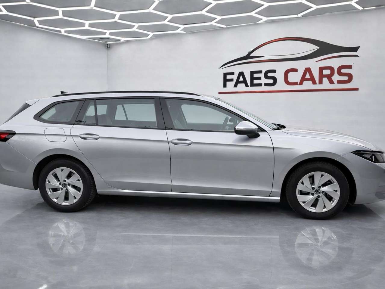 Volkswagen Passat Variant Passat Variant eHybrid 1.5 TSI Elegance Business Premium DSG — foto 3 van 11