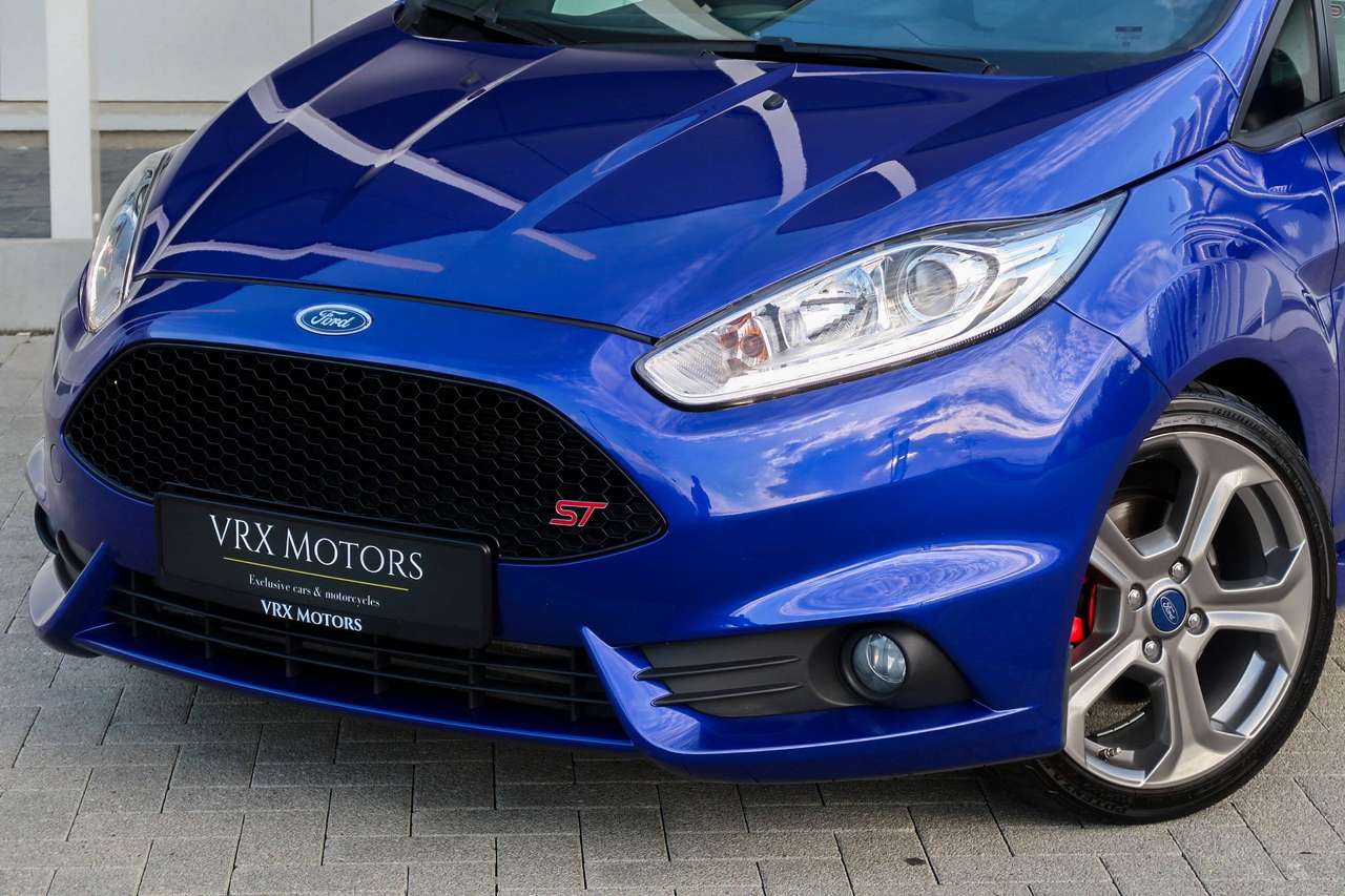Ford Fiesta Fiesta ST 1.6 EcoBoost 182 pk / Slechts 47k km / Leder Recaro / 1j garantie — foto 13 van 23