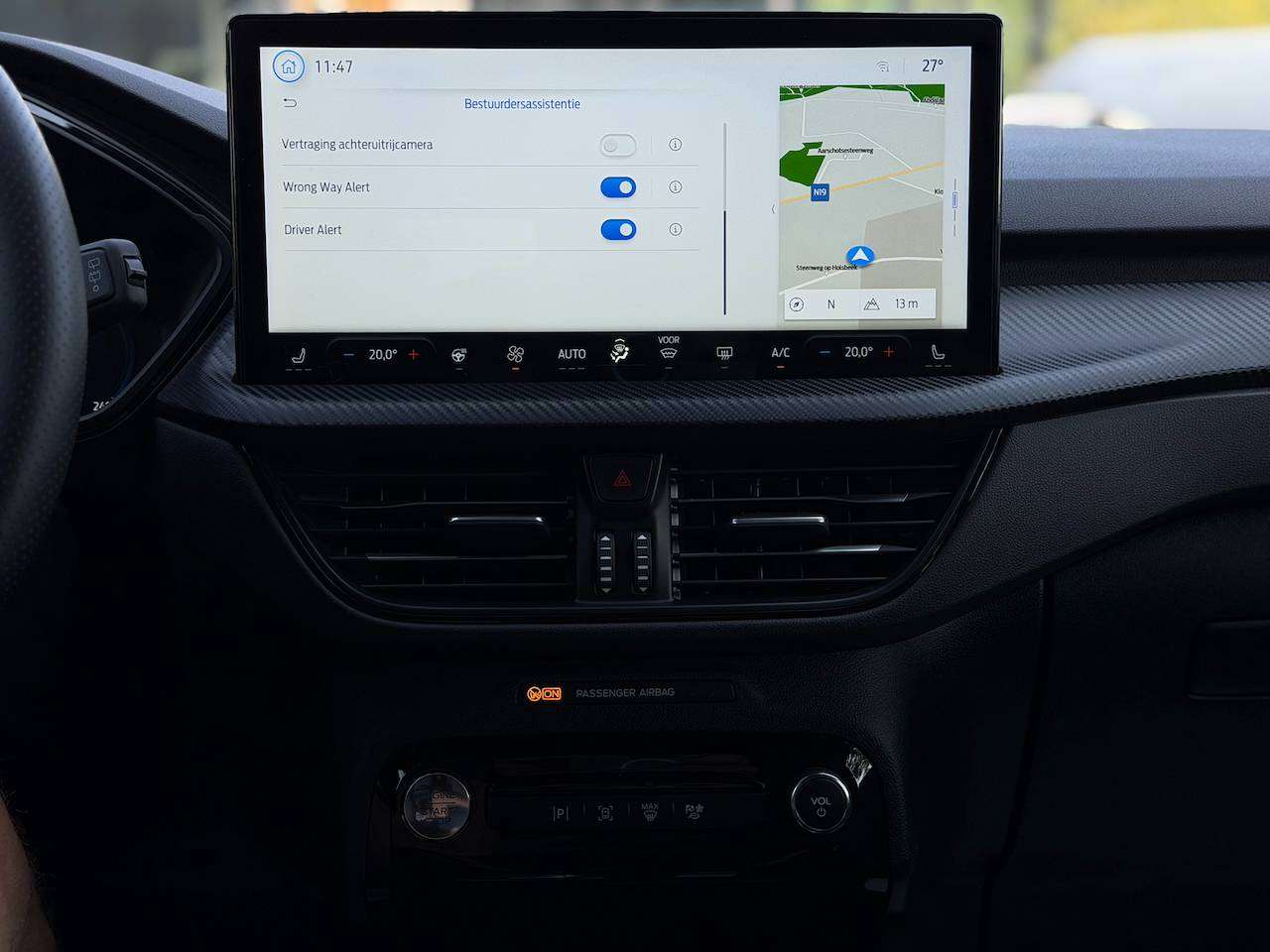 Ford Kuga FHEV ST-LINE LED CAMERA CARPLAY ZETEL- EN STUURVERWARMING — foto 15 van 18