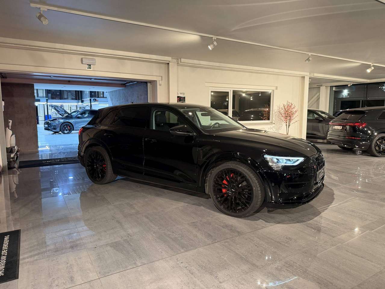 Audi Q8 e-tron SOLD BIJ GARAGE VRIENS YVES BV!!!! — foto 19 van 23