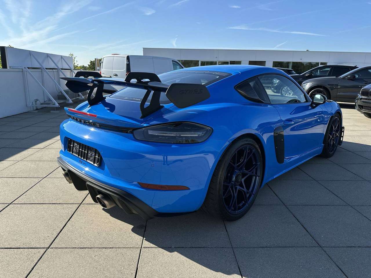 Porsche Cayman GT4 RS Weissach Pack Hefsysteem vooras — foto 8 van 17