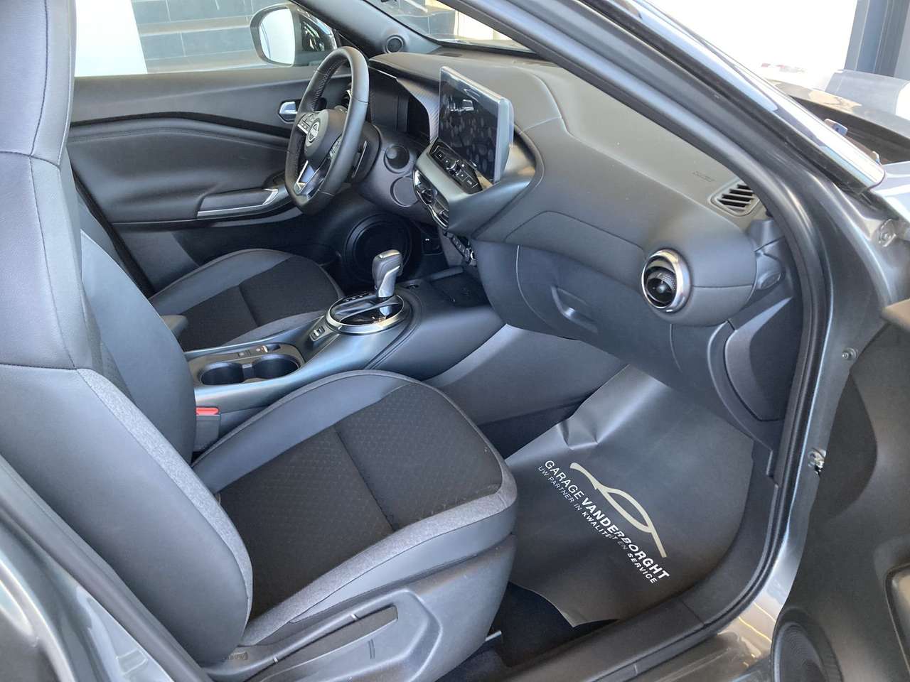 Nissan Juke N-CONNECTA BENZINE AUTOMAAT NIEUW OKM — foto 8 van 20