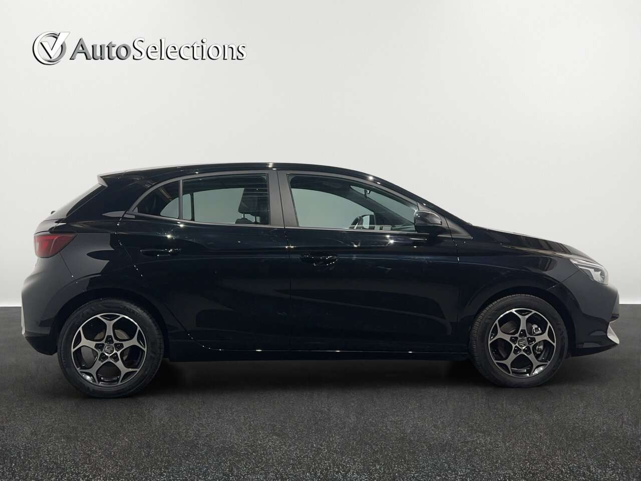 MG MG3 1.5 Luxe/Camera/Led/Navi/Carplay — foto 8 van 18