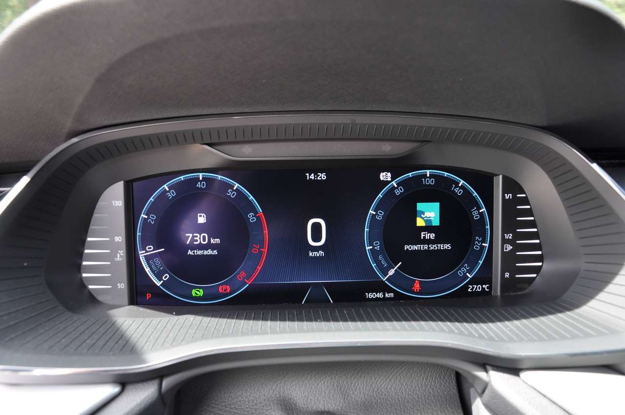 Skoda Octavia Combi "Break" CLEVER 1.0 TSI eTec - AUTOMAAT - MILD HYBRIDE -16.000 Km — foto 10 van 15
