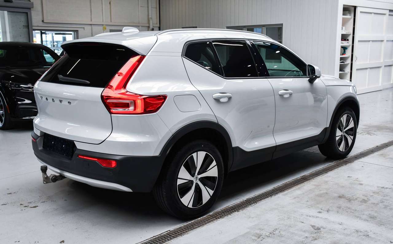 Volvo XC40 XC40 1.5 T3 Momentum Pro Geartronic - NAVIGATIE / TREKHAAK / OPEN PANO_DAK / CAMERA / SMARTLINK — foto 3 van 18
