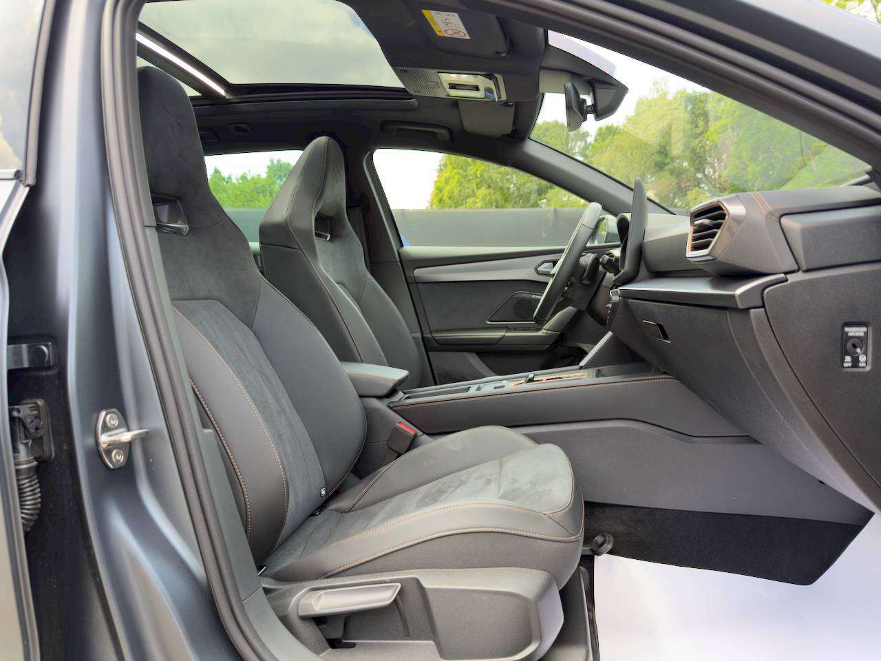 CUPRA Leon VZ ST PANO SENNHEISER CARPLAY SFEERVERLICHTING FULL OPTION — foto 6 van 20