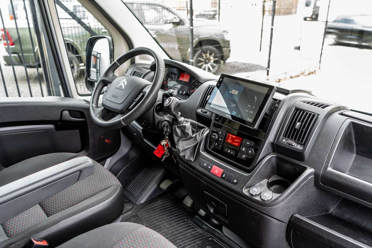 Citroen Jumper 2.2D L2H2 - Camera / Trekhaak — foto 11 van 15