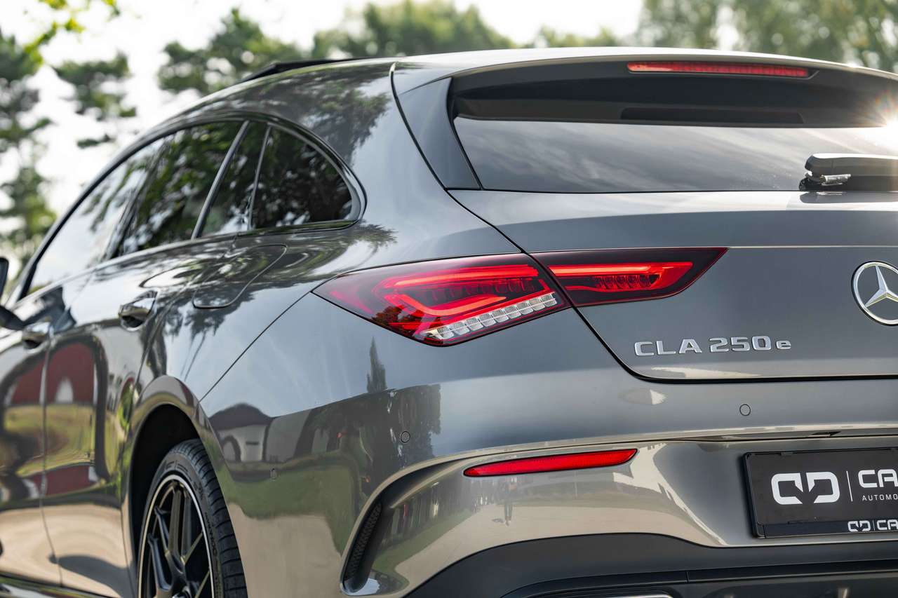 Mercedes-Benz CLA 250 (2022) — foto 11