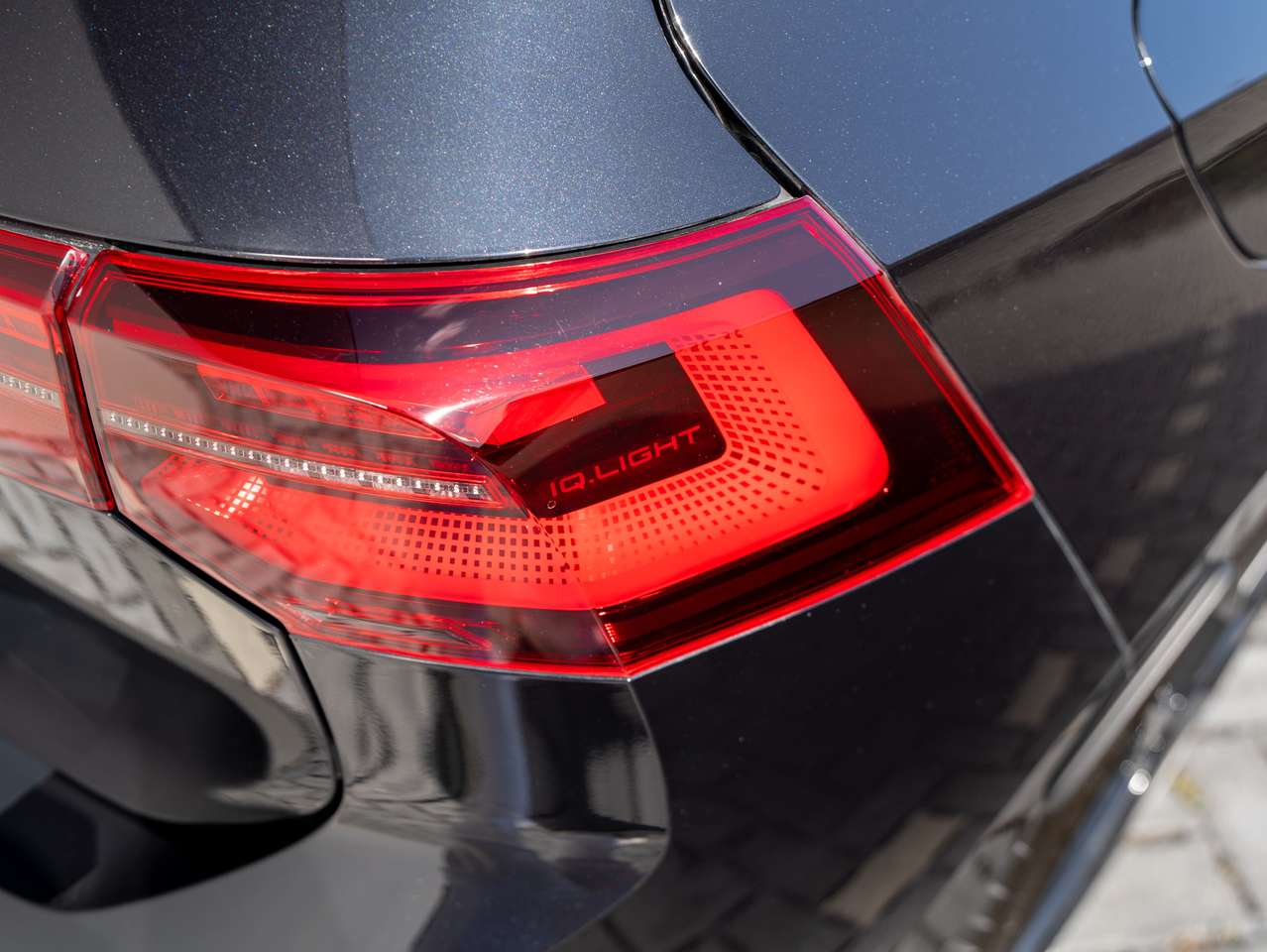 Volkswagen Golf R Golf 8 R - PANO/PERFORMANCE PACK/IQ-LIGHT/BLACKSTYLE/ZETELVERWARMING/DRIFT MODUS — foto 17 van 25