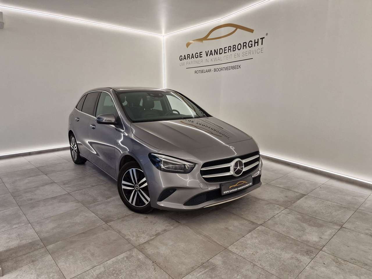 Mercedes-Benz B 160 PHEV AUTOMAAT-OPEN DAK-TAL VAN OPTIES-21000KM!!!