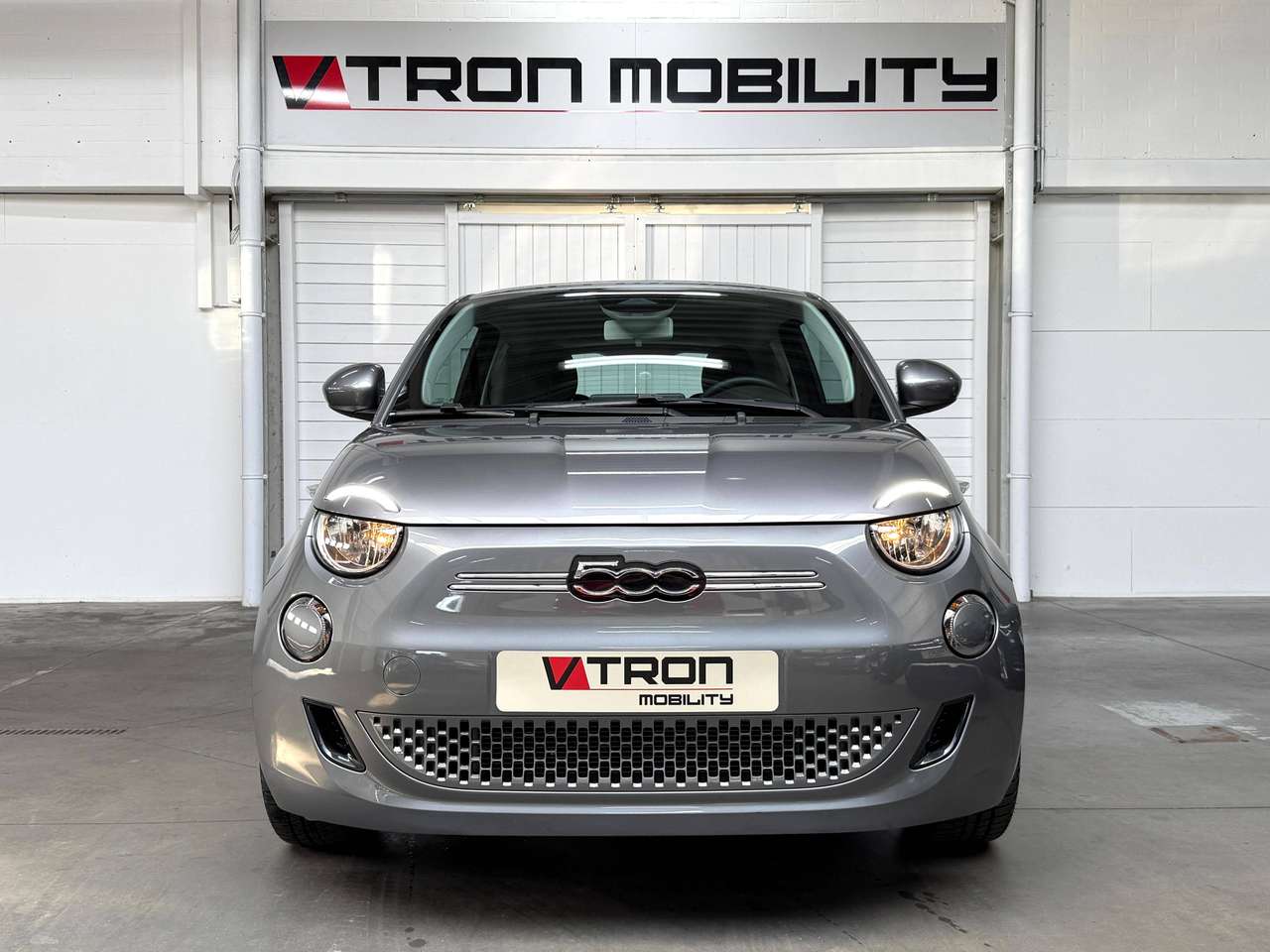 Fiat 500e Icon 24kWh BAT SoH 94% DAB*NAVI*CARPLAY*CC*LANEASS*AAC — foto 2 van 25