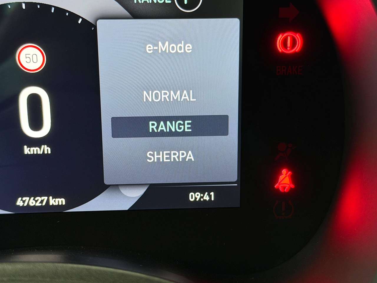 Fiat 500e Icon 24kWh BAT SoH 94% DAB*NAVI*CARPLAY*CC*LANEASS*AAC — foto 19 van 25