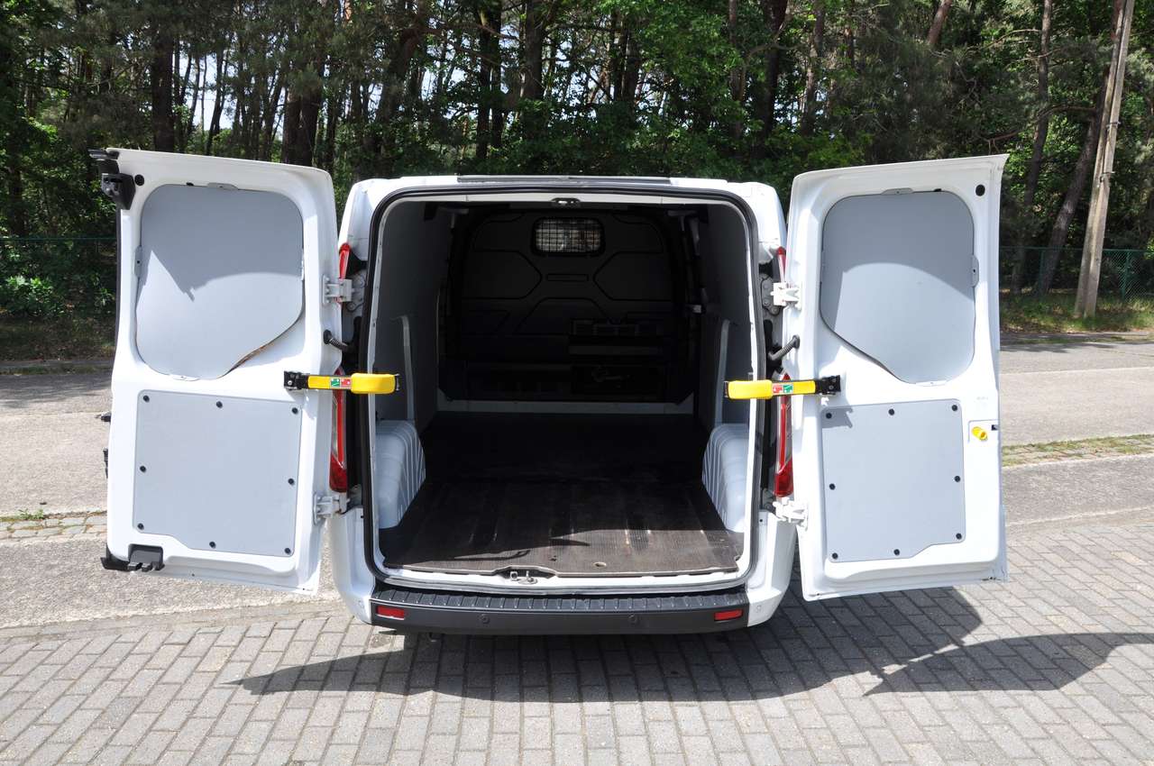 Ford Transit Custom *AUTOMAAT* TREND - L2H1 Bestelwagen 300L - BTW Aftrekbaar — foto 15 van 15