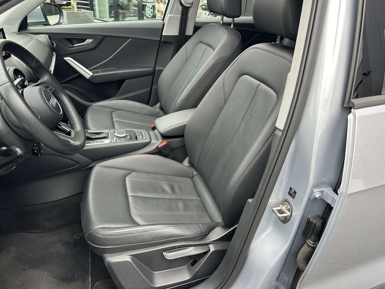 Audi Q2 1.0 TFSI Sport S tronic. Opendak Leder 45000km — foto 11 van 20