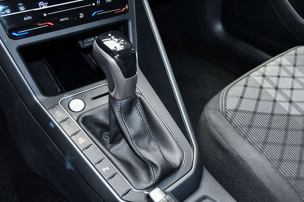 Volkswagen Taigo Taigo 1.0 TSI R-Line OPF DSG R-Line - NAVI SMARTLINK / CAMERA / ACC — foto 16 van 20