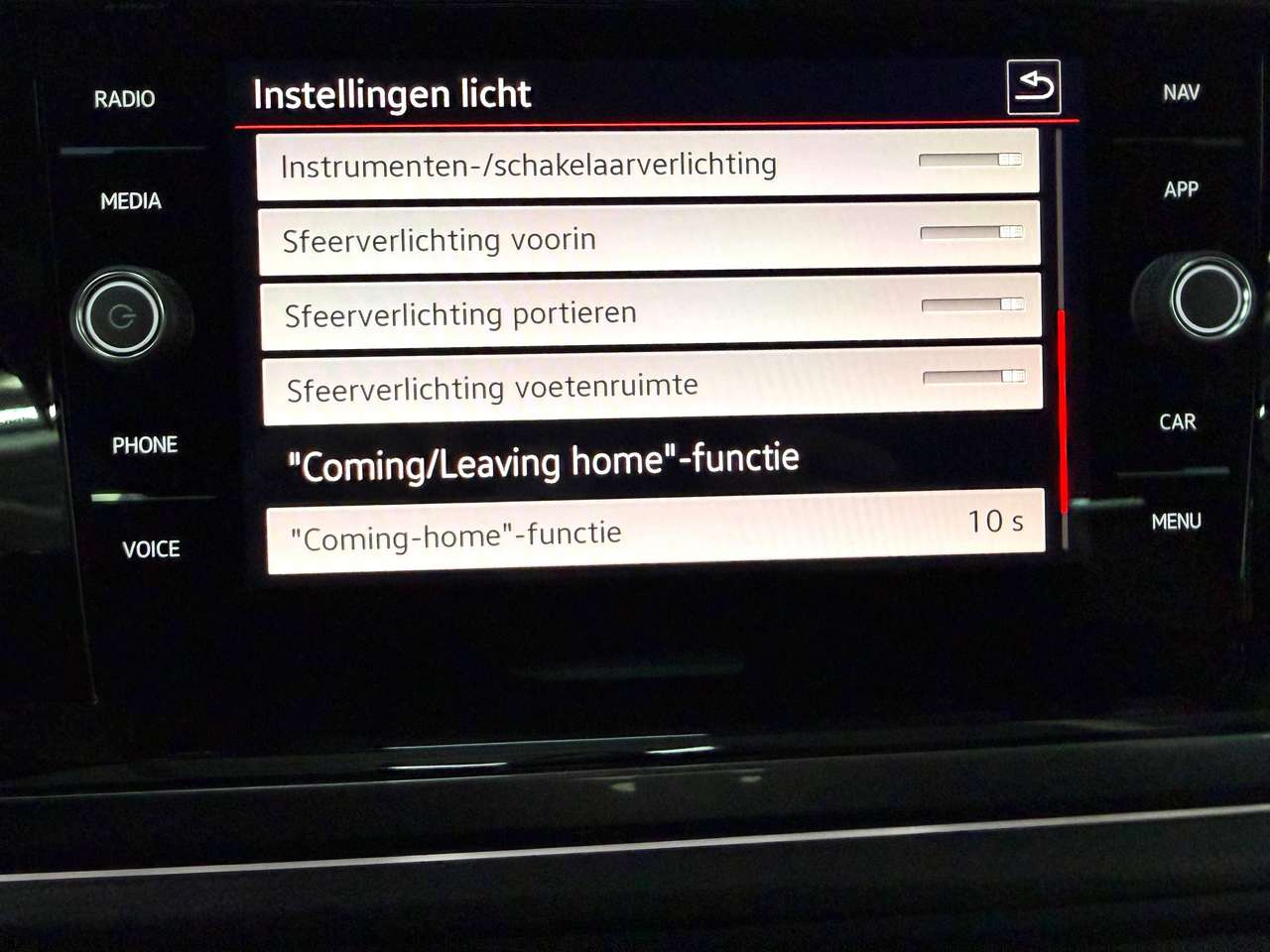 Volkswagen Polo GTI 2.0 TSI DSG LED*NAVI*DAB*CARPLAY*PDC*ACC*LIKENEW — foto 24 van 25