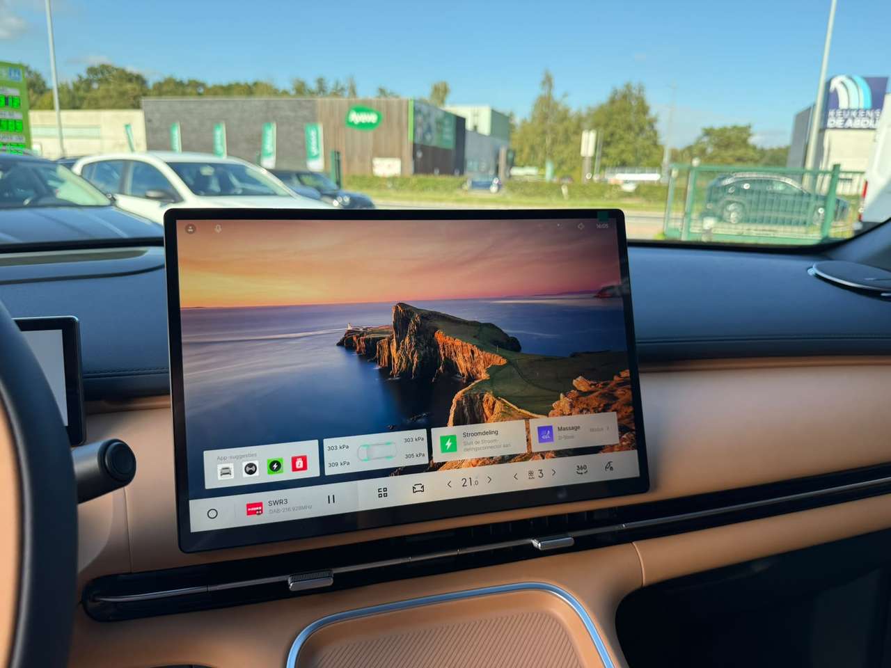 Geely Starray EM-i 15 i PHEV Hybride Plug in MAX+ " Full option " NIEUW — foto 15 van 21