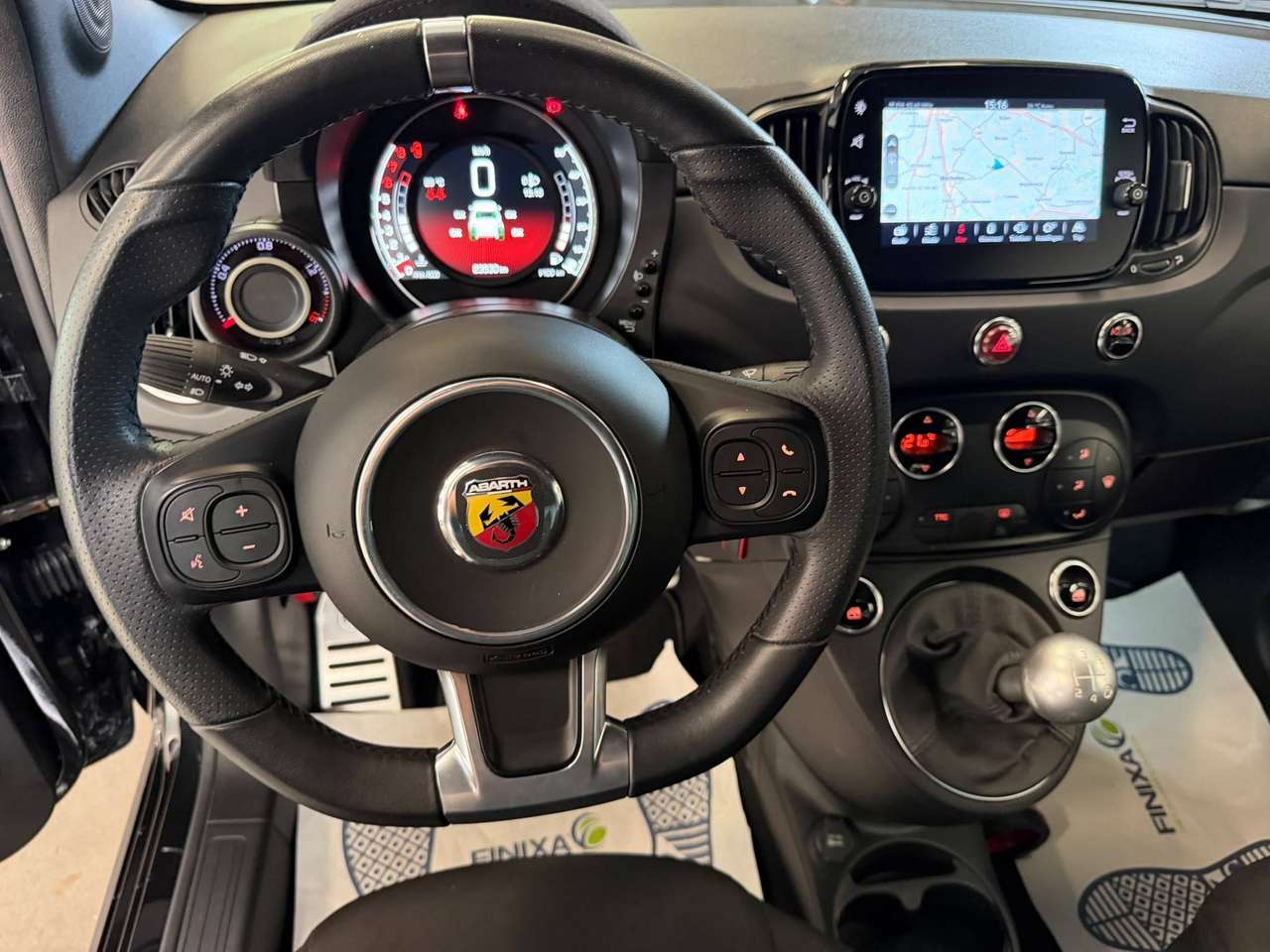 Abarth 595 Turismo 595 1.4 T-Jet Turismo — foto 10 van 15