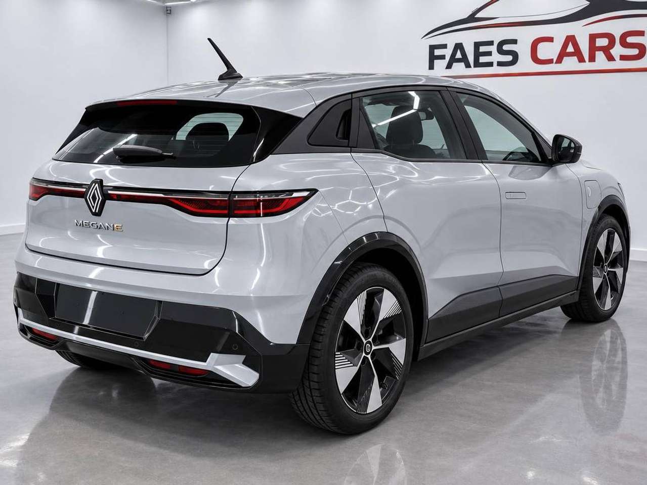 Renault Megane E-Tech e-Megane E-Tech 60 kWh Equilibre R220 Super charge Equilibre — foto 4 van 9