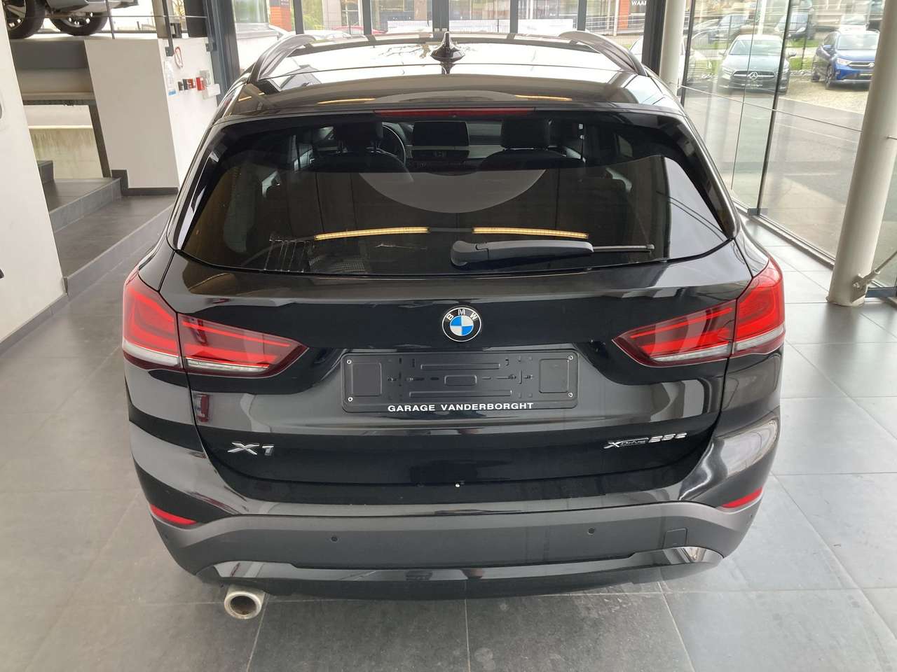 BMW X1 X DRIVE PHEV  AWD AUTOMAAT — foto 5 van 17