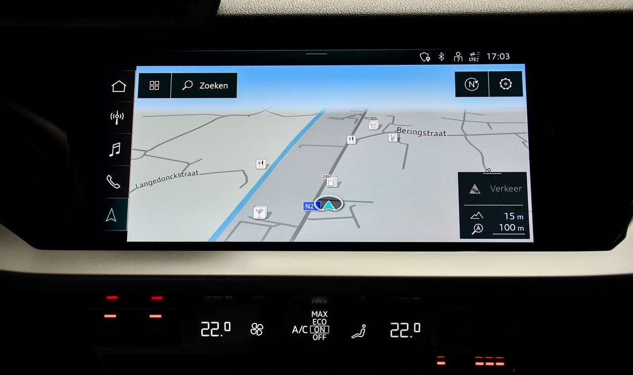 Audi A3 A3 Business Automaat - LEDER / NAVI / SMARTLINK — foto 7 van 18