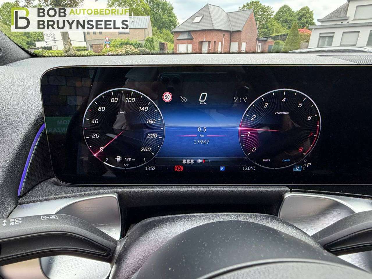 Mercedes-Benz GLB 180 AMG Line | Alpinegrijs | Lifecycle Edition | Nightpakket | Panodak | Camera |Keyless GO — foto 18 van 20