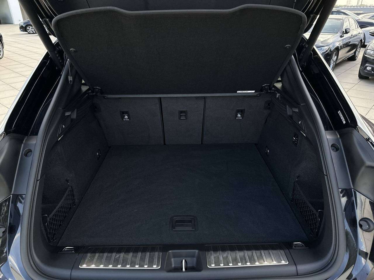 Porsche Macan 4 ELECTRIC catalogusprijs 118.504€ euro full full option!!! — foto 19 van 19