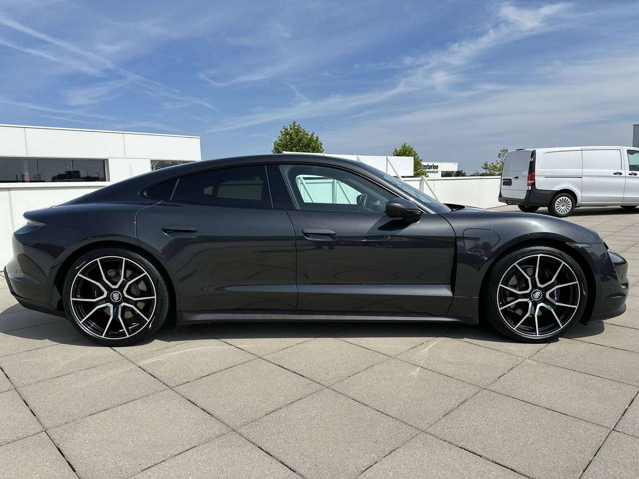Porsche Taycan Luchtvering Sport Chrono Performance Battery Plus Adapt. comfortstoelen — foto 3 van 18