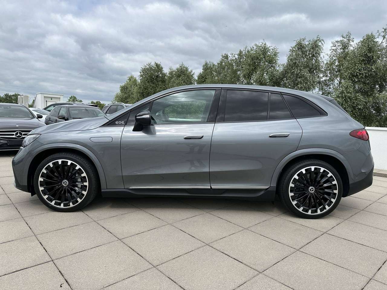 Mercedes-Benz EQE SUV EQE 90.6 kWh 300 AMG Line AMG Line — foto 3 van 18