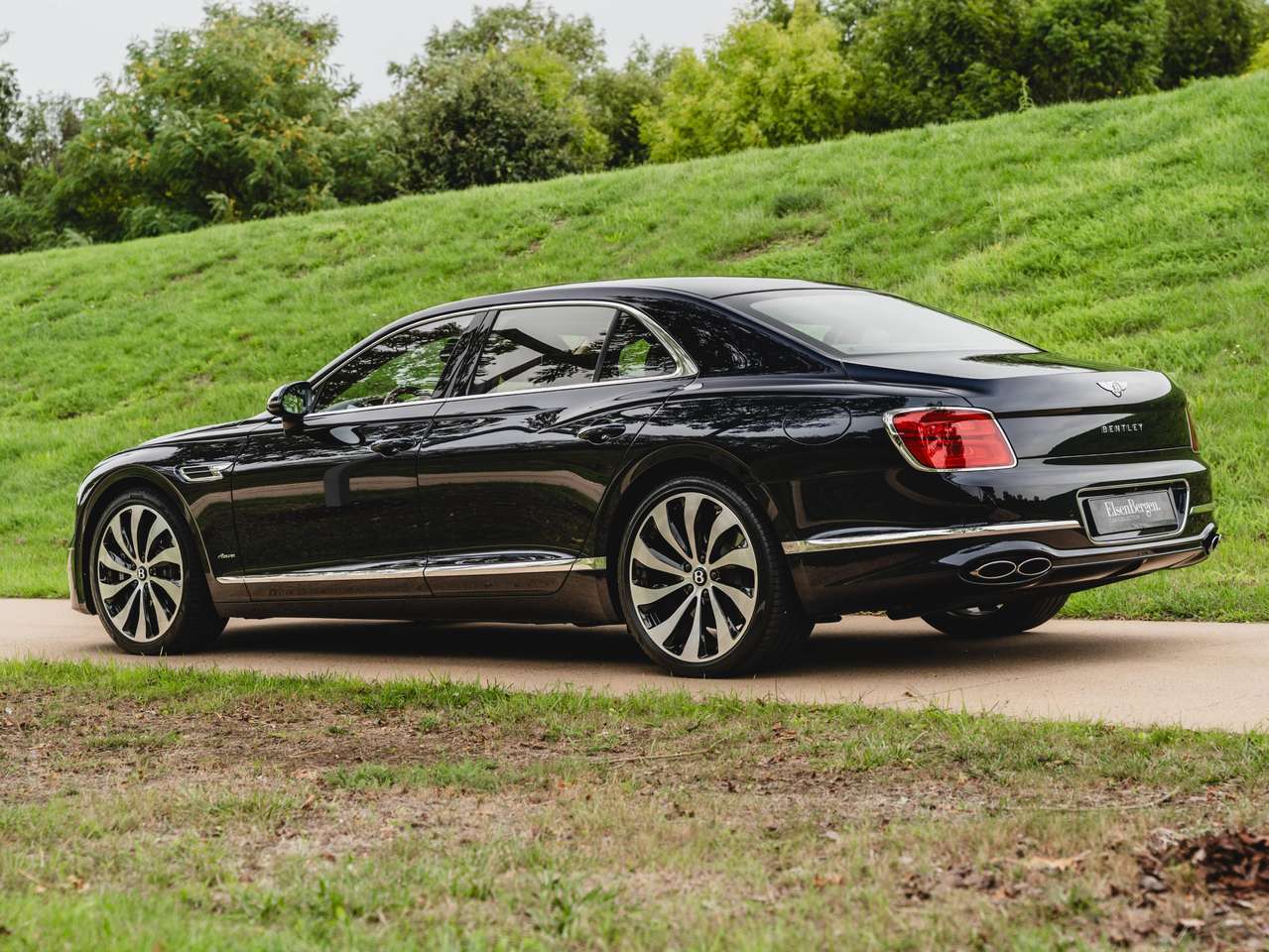 Bentley Flying Spur AZURE HYBRID - 4 SEAT - TOURING SPECIFICATION — foto 5 van 25