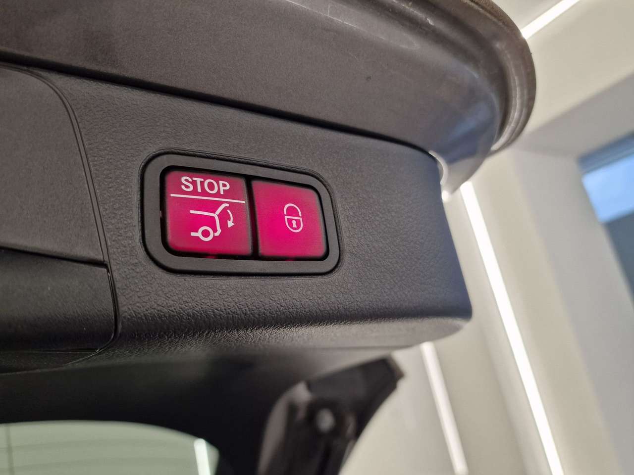 Mercedes-Benz B 160 PHEV AUTOMAAT-OPEN DAK-TAL VAN OPTIES-21000KM!!! — foto 10 van 18