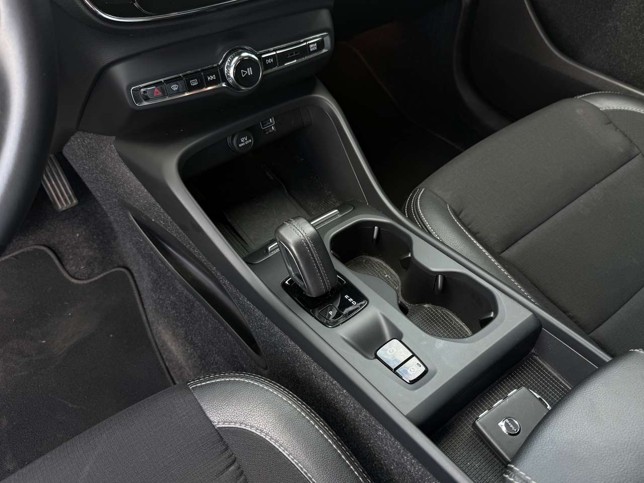 Volvo XC40 1.5 T5 PHEV Plug in Electric / Benzine Inscription Expression — foto 17 van 18