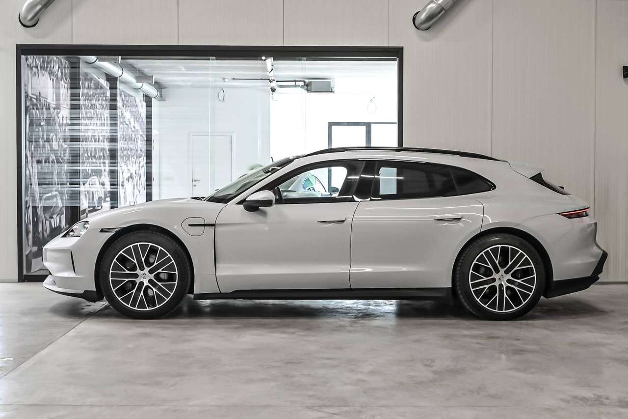 Porsche Taycan Taycan Sport Turismo FACELIFT-battery Plus-Sport design front-BOSE-ACC — foto 4 van 25