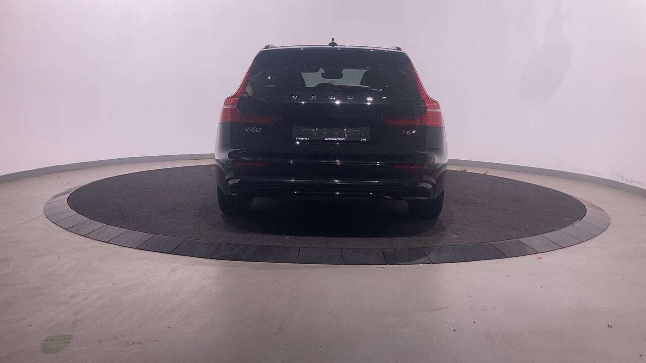 Volvo V60 T6 AWD PLUS DARK — foto 6 van 25