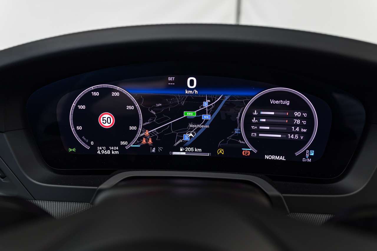 Porsche 992 911 TARGA 4S CABRIO|AWD|KEYLESS|BOSE-SOUND-SYSTEM|AMBIENT-LIGHT|HEATED-SEATS|ACC|LA|GARANTIE| — foto 22 van 25
