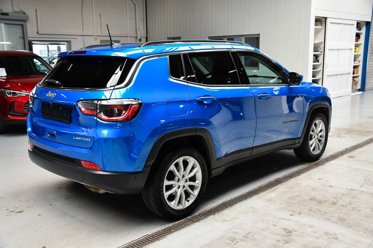 Jeep Compass Compass 1.3 Turbo 4x2 Limited DDCT - NAVI / PANO / BLIS / SMARTLINK — foto 3 van 18