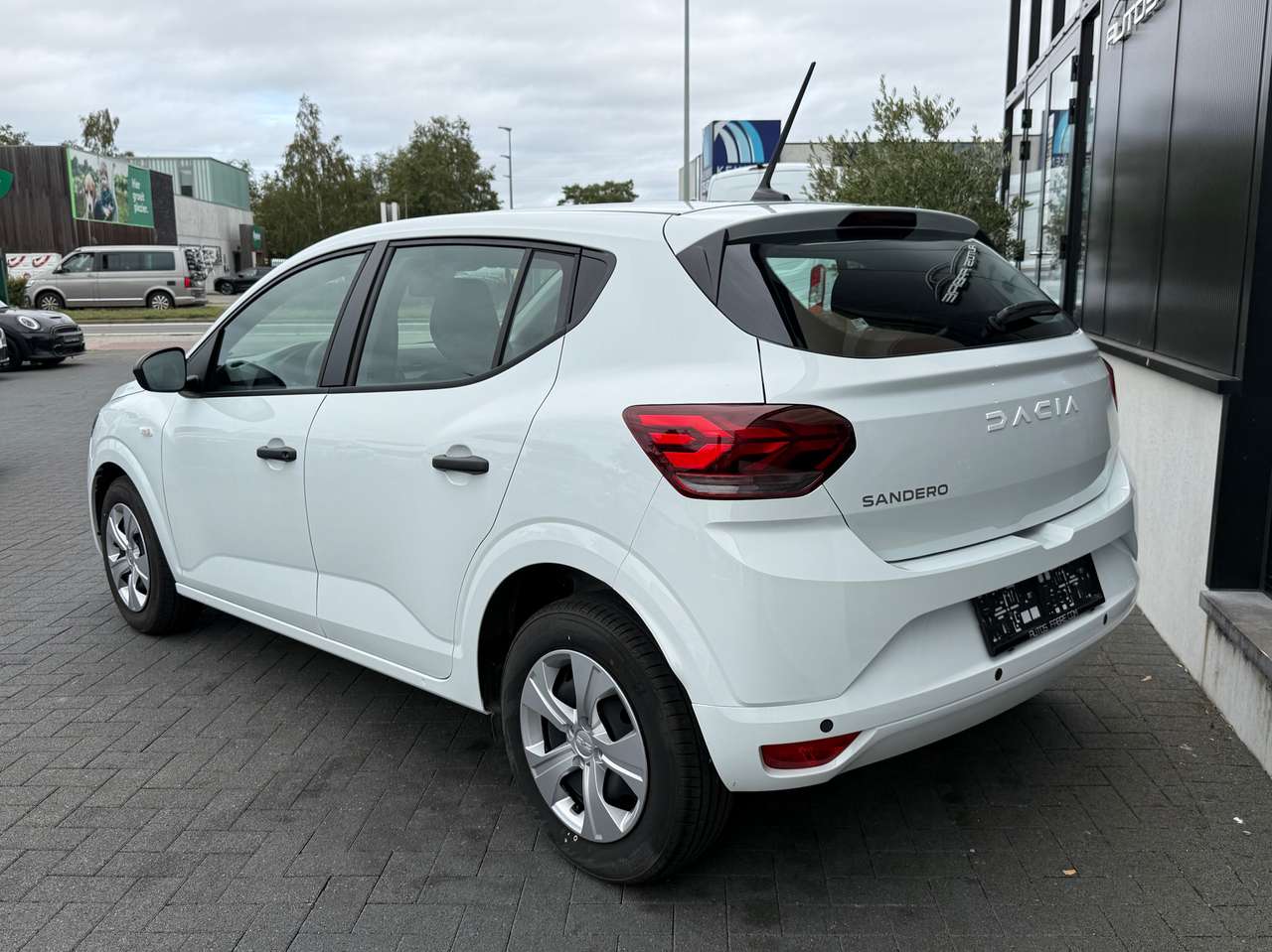 Dacia Sandero 1.0i SCe Airco 2800km NIEUWSTAAT ! Facelift — foto 6 van 17