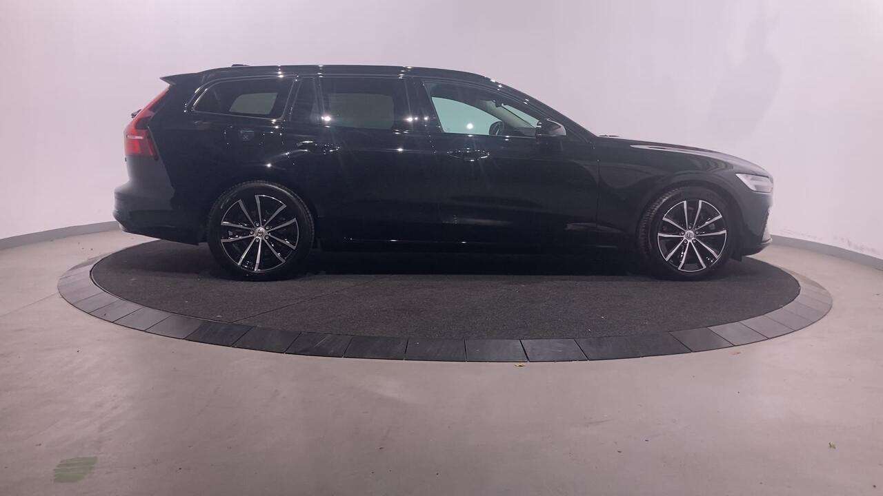 Volvo V60 T6 AWD PLUS DARK — foto 4 van 25