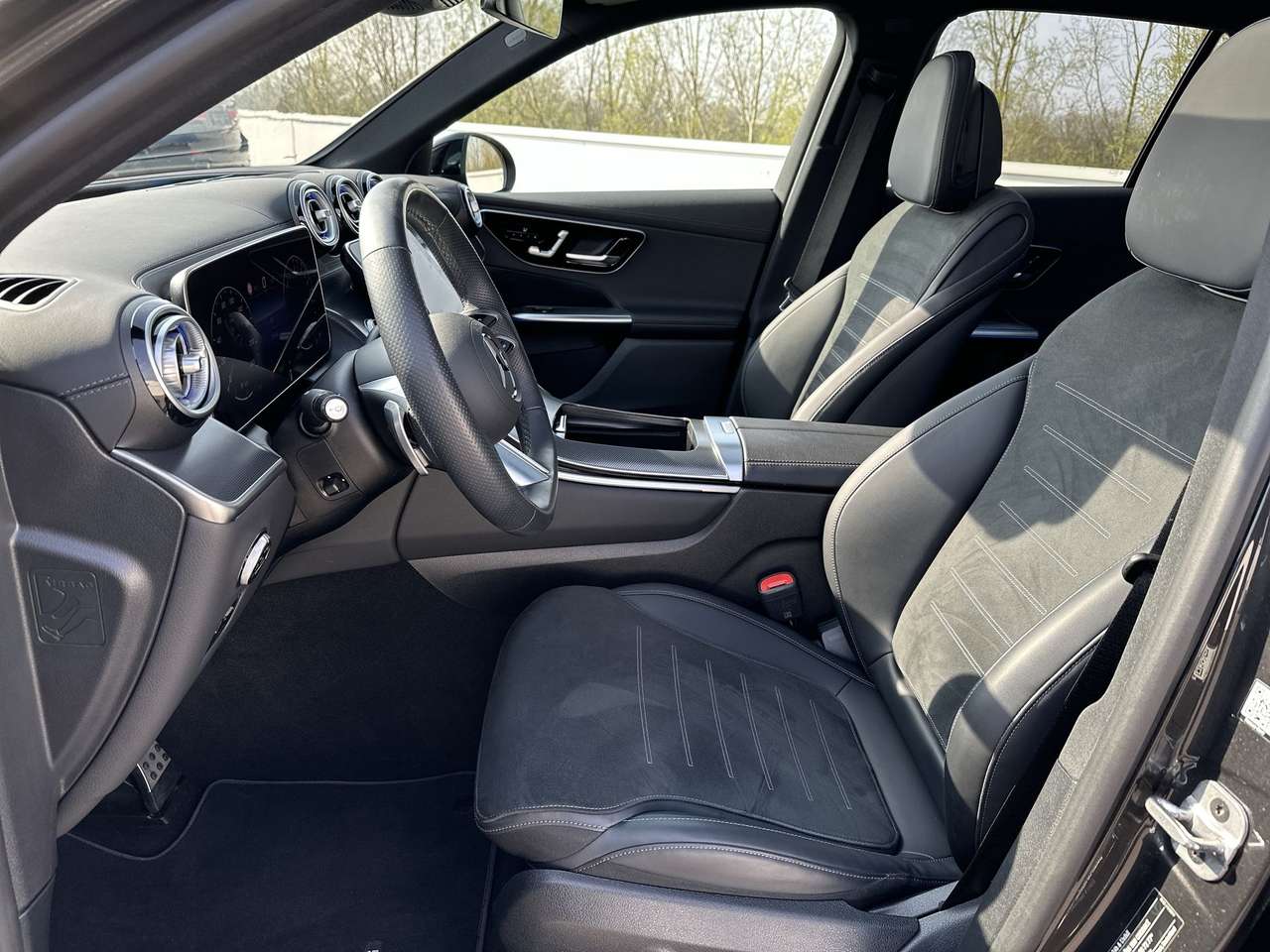 Mercedes-Benz GLC 300 E PHEV AMG Line (230 kW) Pano Dak Distronic Night — foto 15 van 19