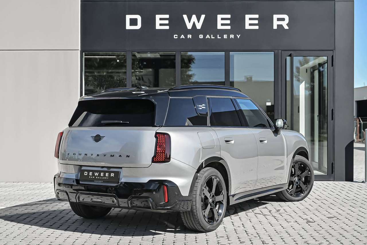 MINI Countryman E Countryman E JCW — foto 6 van 24