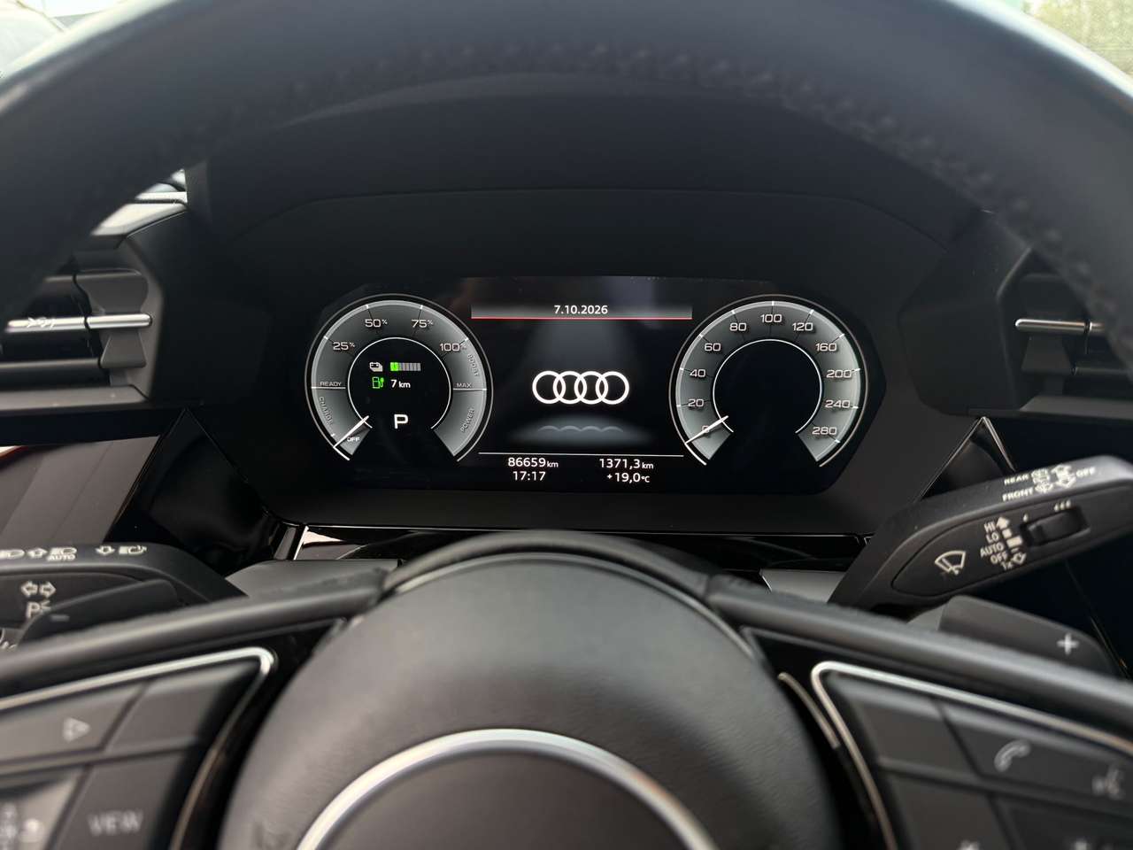 Audi A3 40 TFSI e  Plug in PHEV S Line S tronic Black Pack — foto 17 van 19
