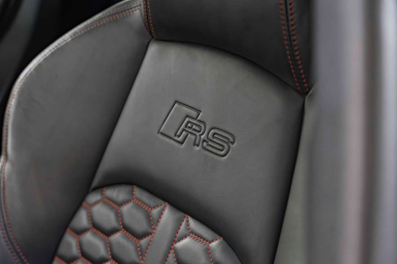 Audi RS4 Avant Quattro PANO/MATRIX/B&O/ACC/360°/AMBIENTE/HUD/ — foto 11 van 25