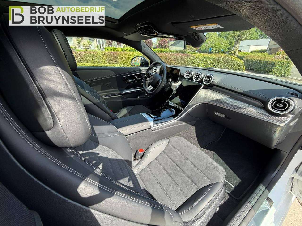 Mercedes-Benz CLE 180 Amg Line | Nightpakket | Panodak | 360°camera | Distronic | Memoryzetels — foto 21 van 23