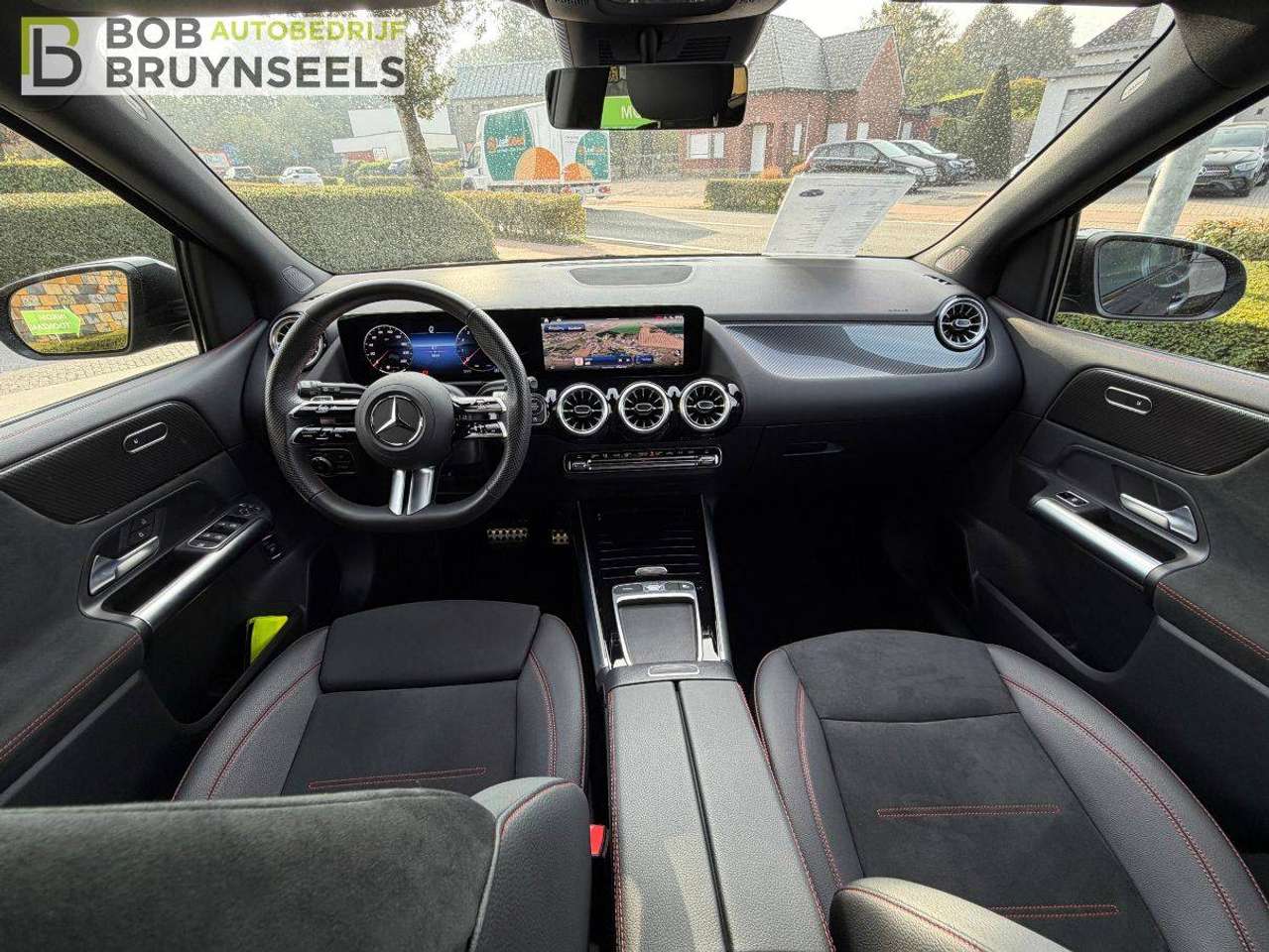 Mercedes-Benz B 180 Amg line | Nightpakket | 360° camera | Keyless Go — foto 8 van 25