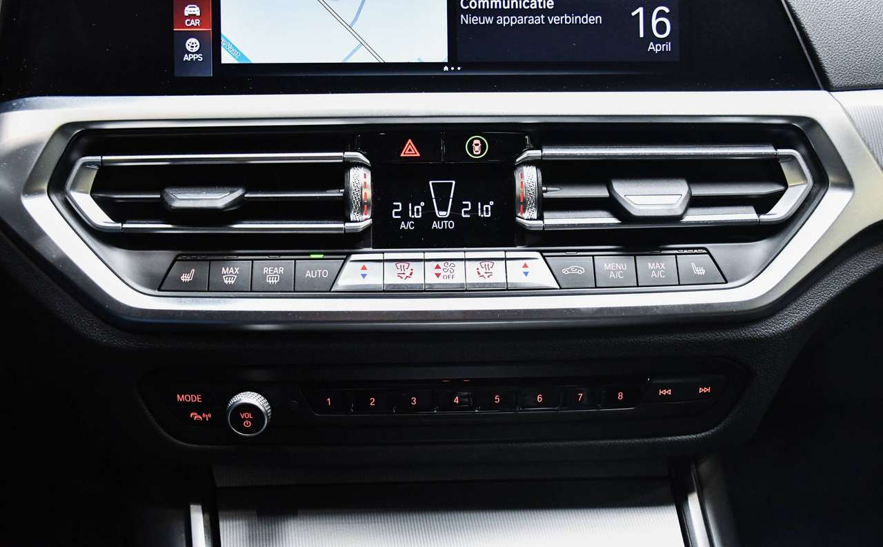 BMW 430 Cabriolet 430iA Automaat - TREKHAAK / NAVIGATIE / CAMERA / SMARTLINK / PDC — foto 15 van 22