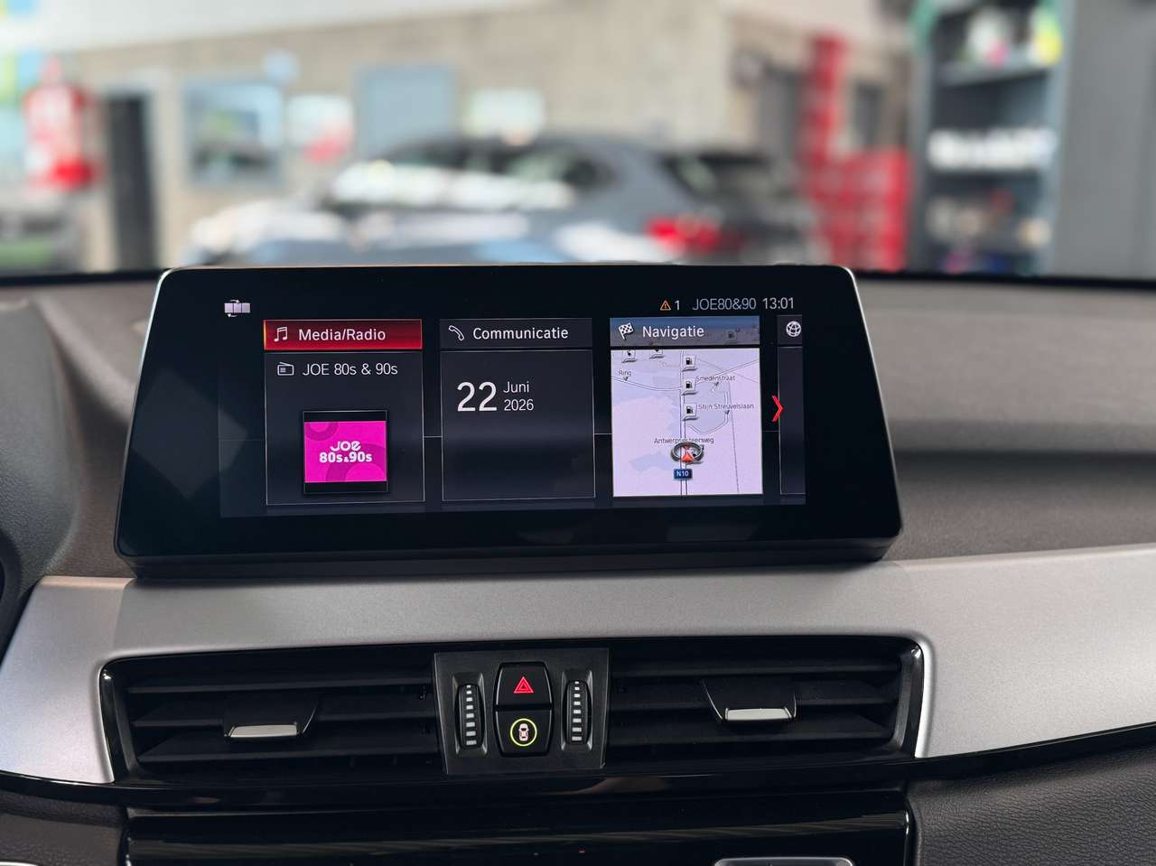 BMW X1 xDrive25e | Head-up Display | Cruise Control — foto 12 van 19