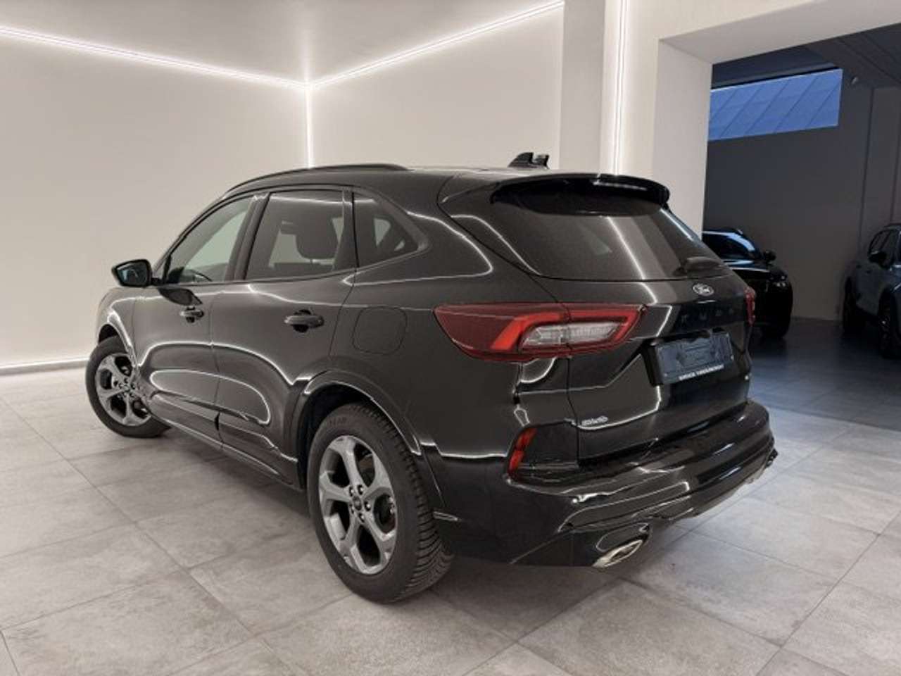 Ford Kuga ST-LINE FULL  HYBRID BENZINE AUTOMAAT — foto 2 van 22